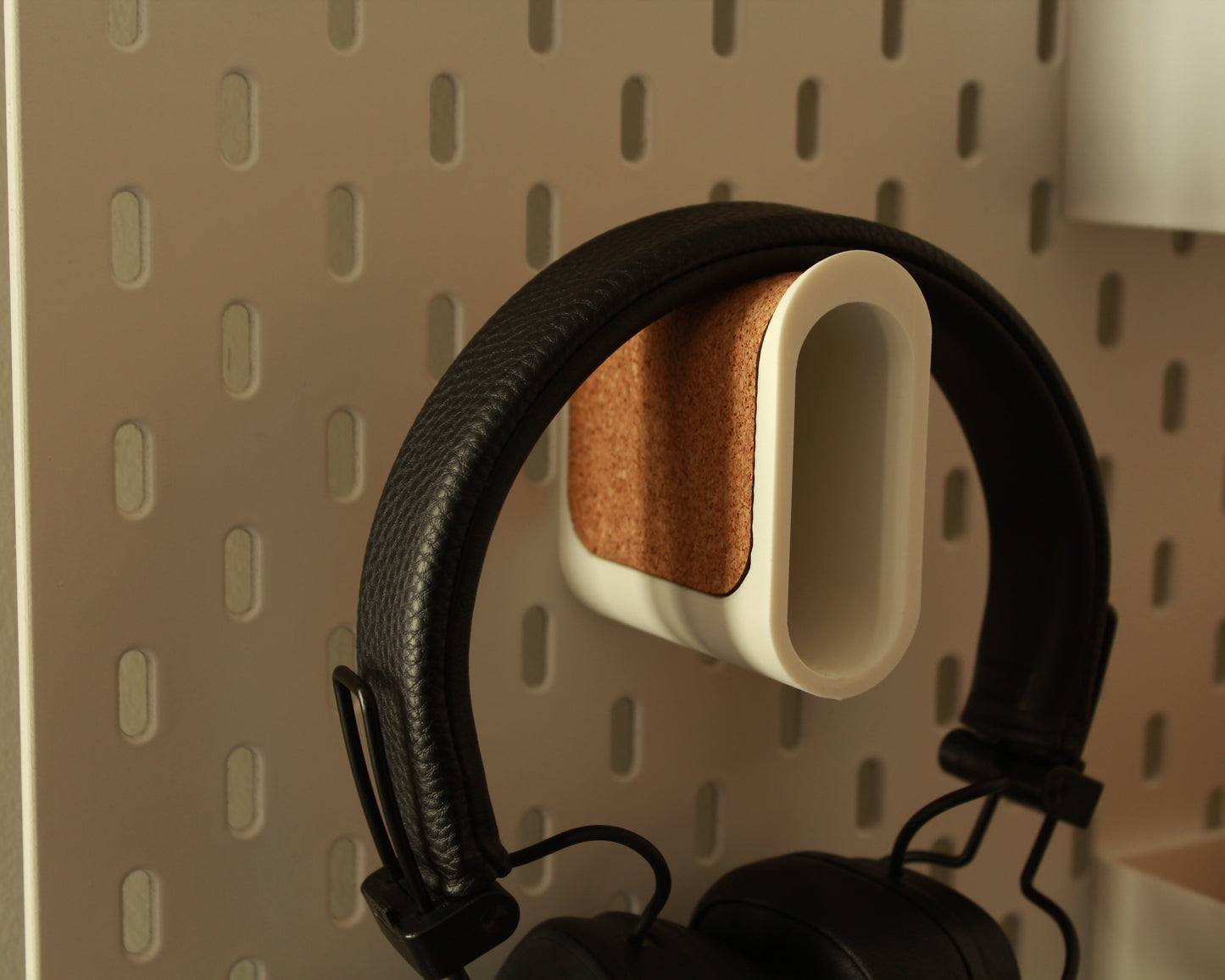 Headphone Holder for Pegboard or Wall