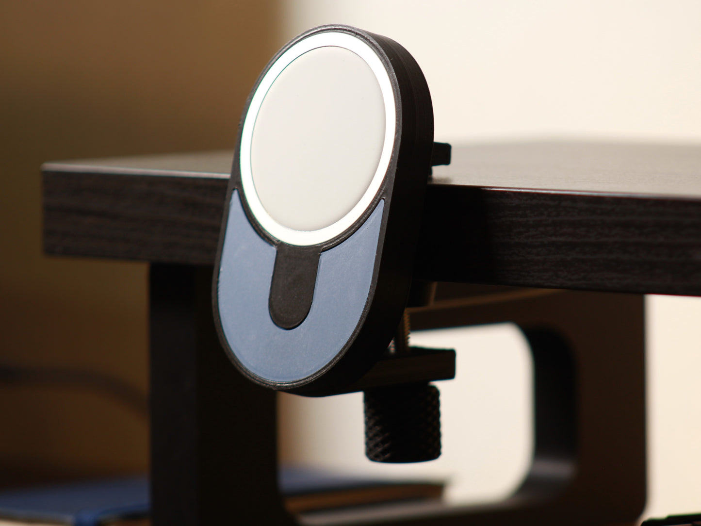NODO - MagSafe Clamp