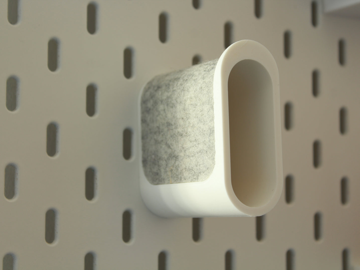 Headphone Holder for Pegboard or Wall