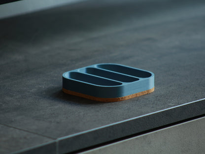 3-slot tray