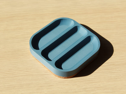 3-slot tray