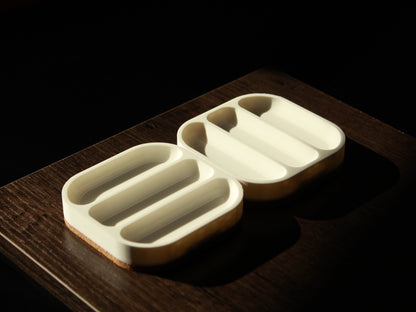 3-slot tray