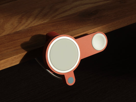 NODO Lite - Compact MagSafe + Watch Clamp-On Docking Station