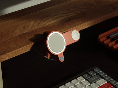 NODO Lite - Compact MagSafe + Watch Clamp-On Docking Station